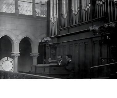 Pierre Kunc at the organ of the chapel of the Sainte-Geneviève school on Rue Lhomond in Paris, around 1895.